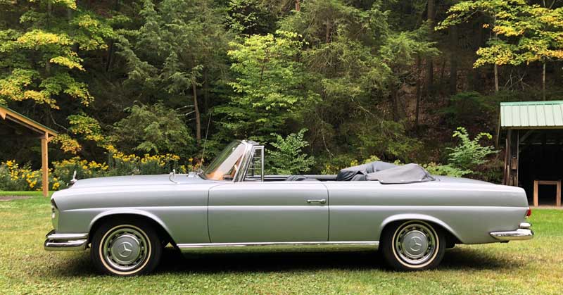 1963 Mercedes W111 220 SE Cabriolet For Sale
