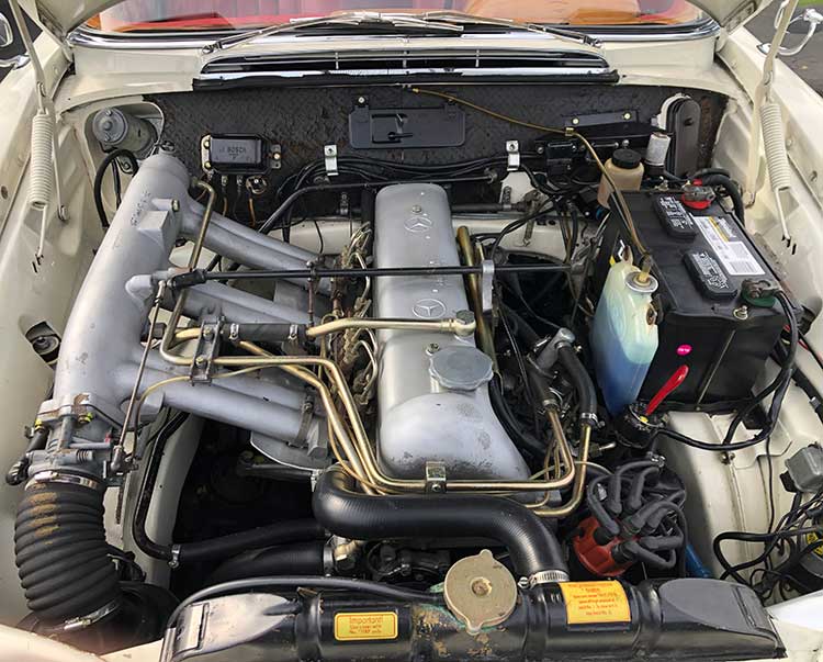 Mercedes-W111-Cabriolet-For-Sale-220SE-Engine