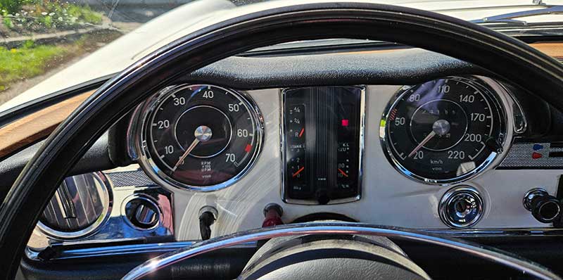 1968-Mercedes-W113-280SL-Tobin-Motor-Works-2